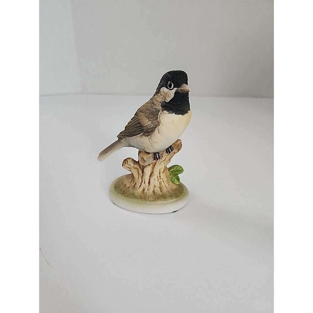 Lefton China Hand Painted Chickadee Figurine KW6609